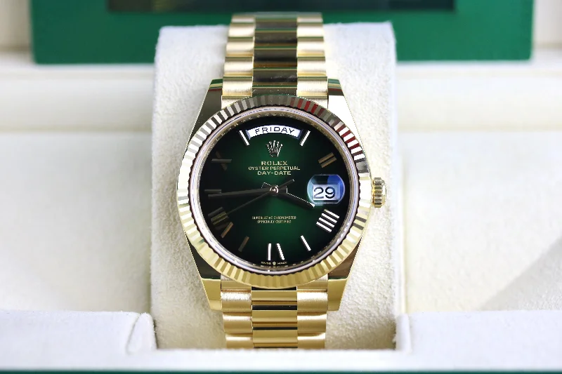 UNWORN 2024 ROLEX 228238 Daydate 40mm Green Ombre with Box & Papers