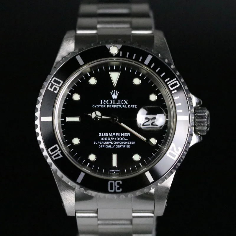 1997 Rolex 16610 Submariner 40mm "SWISS" Dial