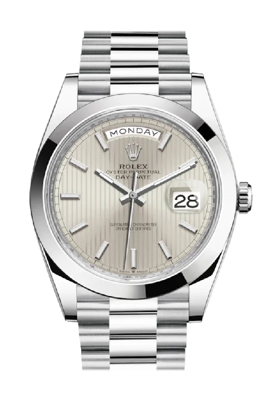 Rolex Day-Date 40 Silver Stripe Motif Dial Dome Bezel Platinum President Automatic Men's Watch 228206