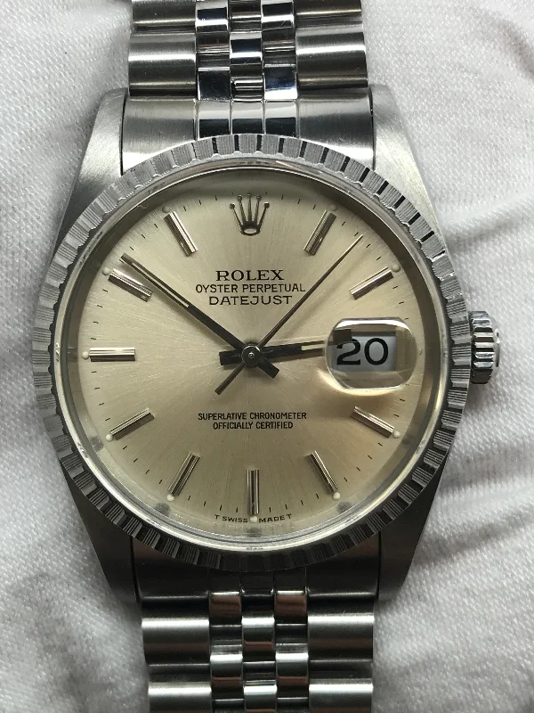 Rolex Datejust 36mm 16220 Silver Dial Automatic Watch