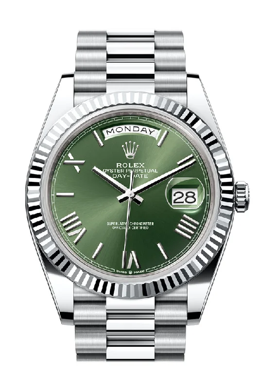 Rolex Day-Date 40 Olive Green Dial Fluted Bezel Platinum President Men's Watch 228236