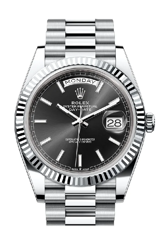 Rolex Day-Date 40 Black Dial Fluted Bezel Platinum President Men's Watch 228236